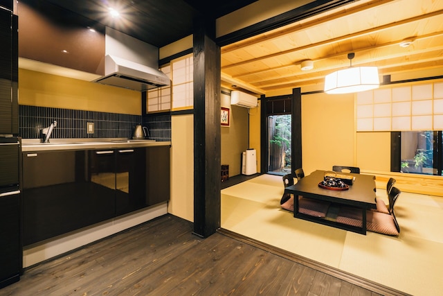 美盧八条源町邸