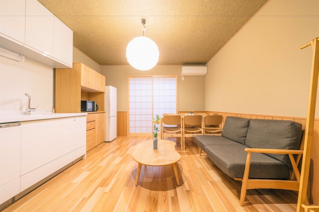 美盧三条西院邸