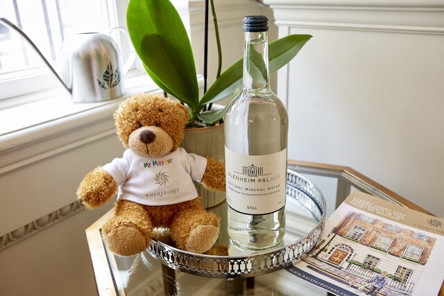 9 ハートフォード ストリート – 4 スターズ ビジットイングランド