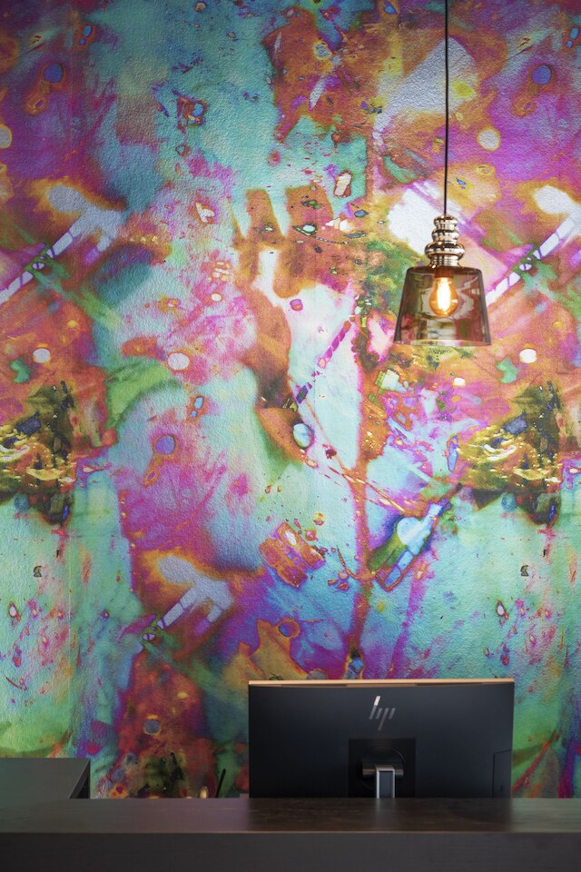 トーン ホテル ストロ