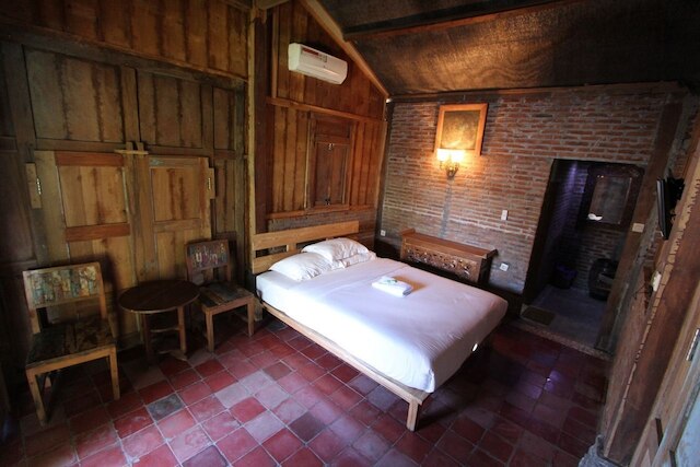 オマー リラ バイ ザ グランド ジャワ