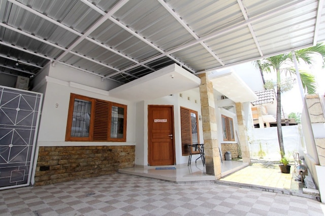 デジャバ ホームステイ ババルサリ、ザ グランド ジャバ