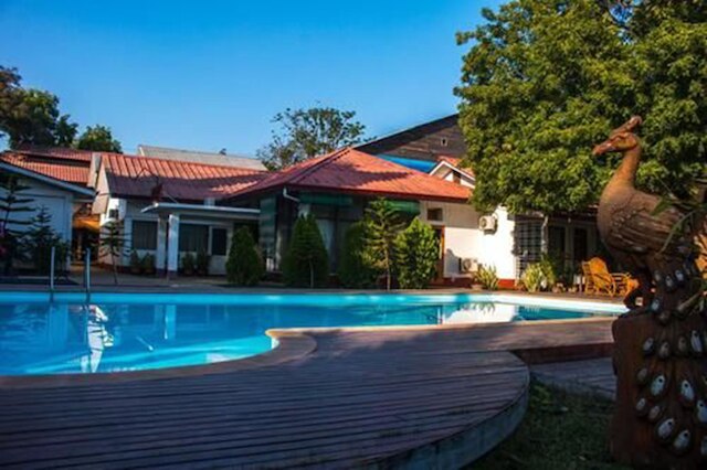 ローキャナット ホテル