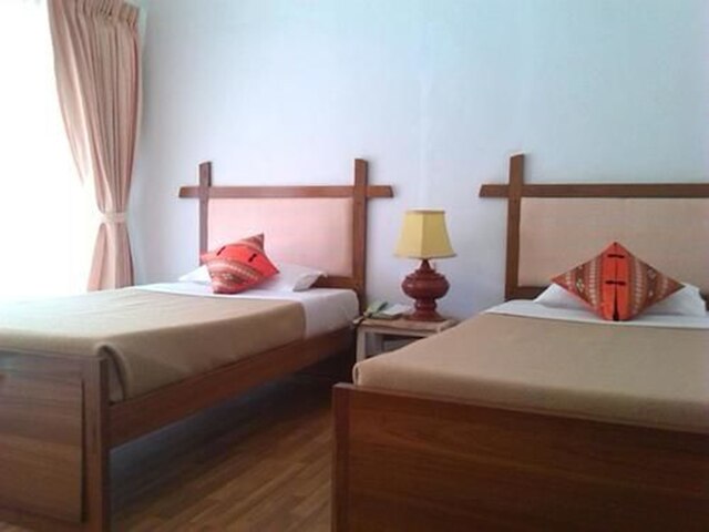 ローキャナット ホテル