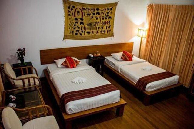 ローキャナット ホテル