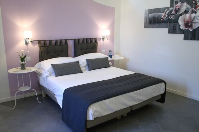 ソット レ ステッレ アイ デクマニ