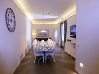 ソット レ ステッレ アイ デクマニ