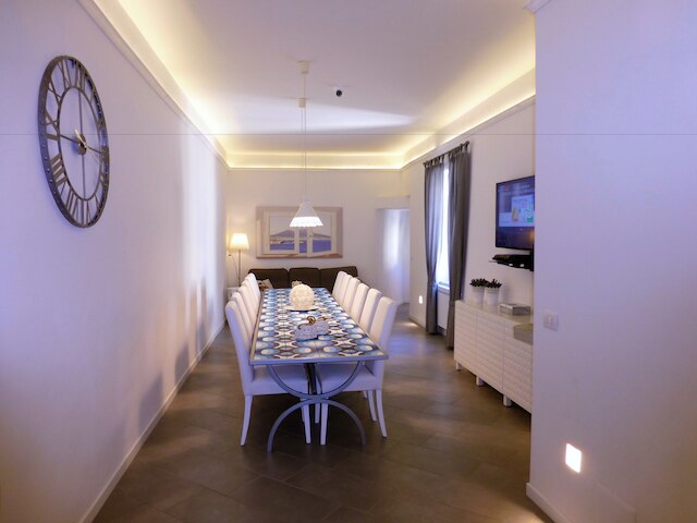 ソット レ ステッレ アイ デクマニ