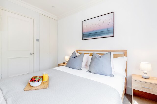 ケンジントン アパートメント ウィズ テラス