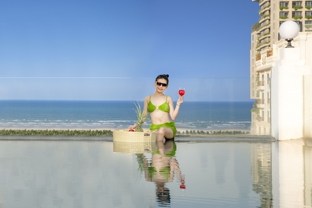 フラワー ホテル