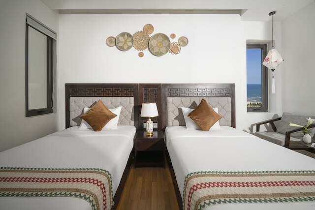 フラワー ホテル