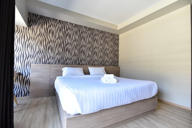 アット S115 レジデンス