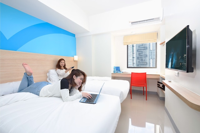 ホップ イン ホテル アラバン マニラ