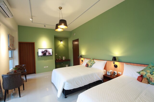 レヴィーサイド ハウス