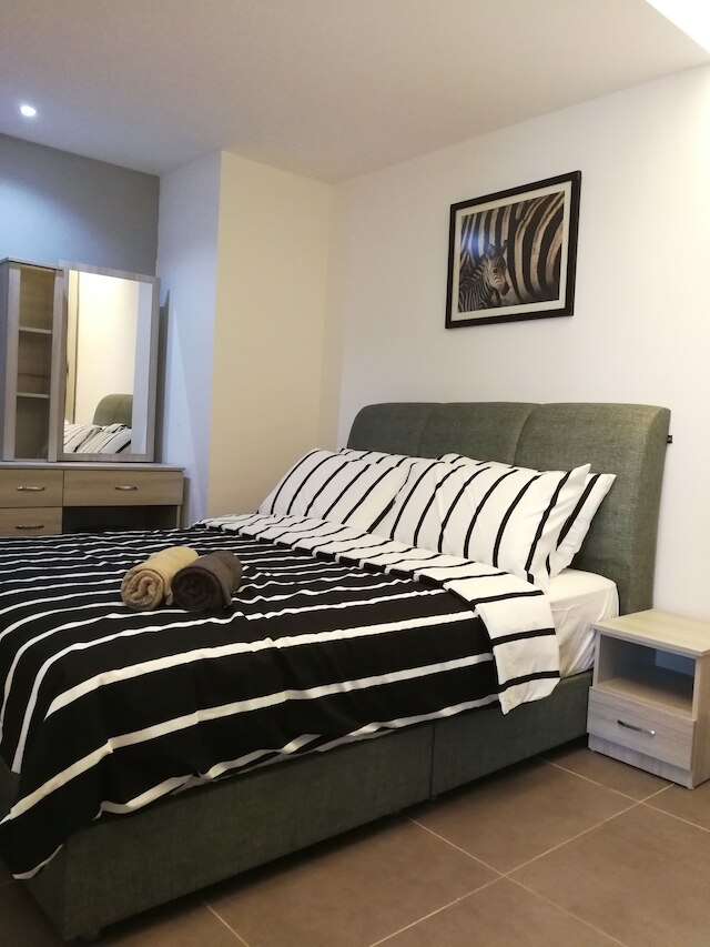 パビリオン ファレンハイト 88 - AJ ホーム