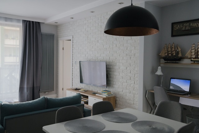 ASKI ニュー ポビシレ アパートメント