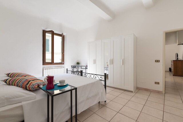 ナショナルレフト