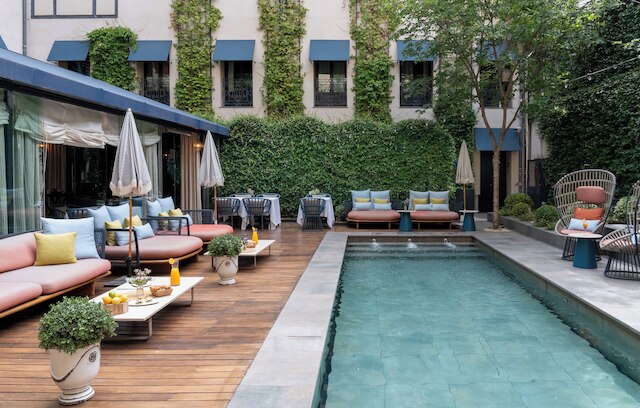 クールルームズ パラシオ デ アトーチャ