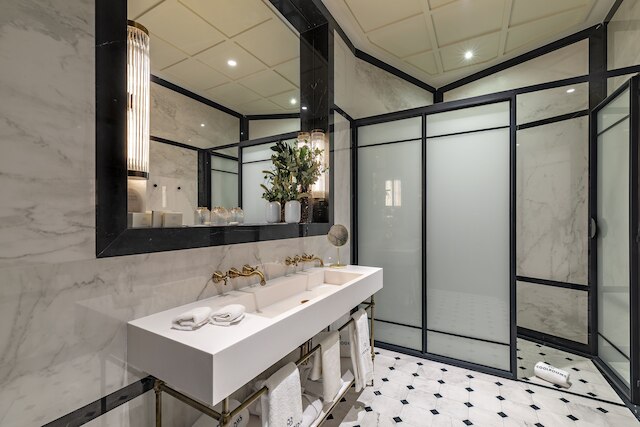 クールルームズ パラシオ デ アトーチャ