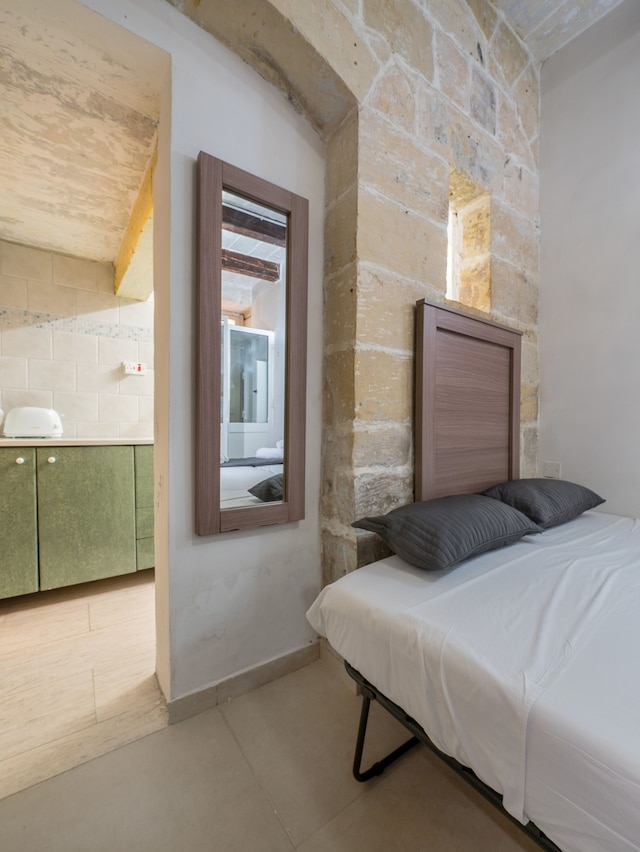 バレッタ ホリデー オールド シアター レーン