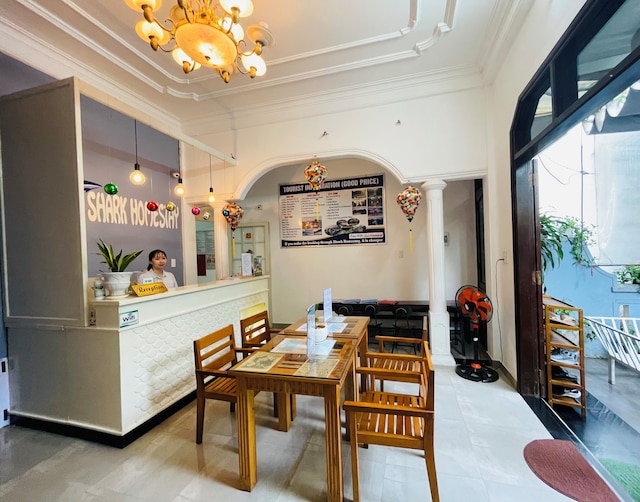 シャーク ホテル - ホステル