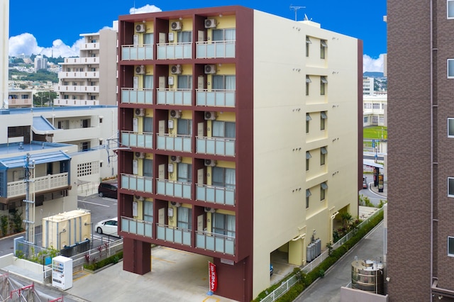 Mr.KINJO プレミアムホーム in 北谷 II