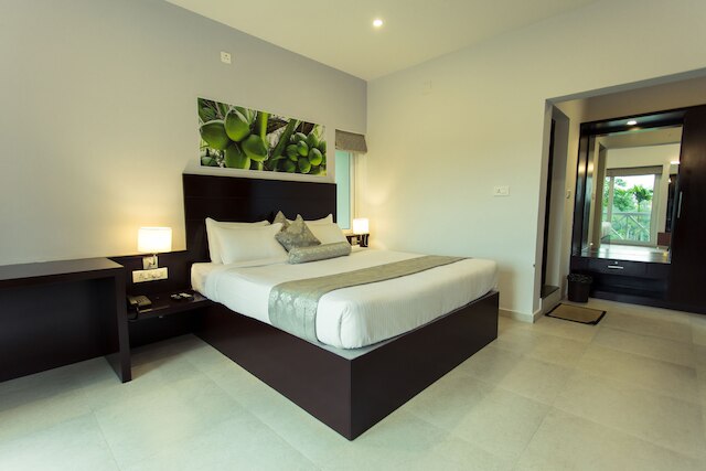 クレヨンズ ゲスト ハウス