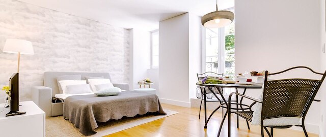 アルファマ バイ リスボン インサイド アウト