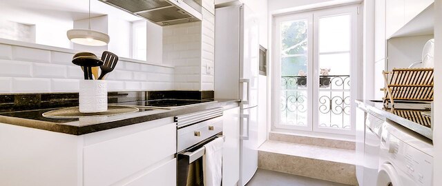 アルファマ バイ リスボン インサイド アウト