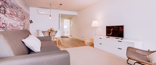 サリトレ バイ リスボン インサイド アウト