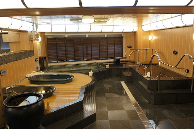 サウナ&カプセルホテル ウェルビー福岡店 - 男性専用