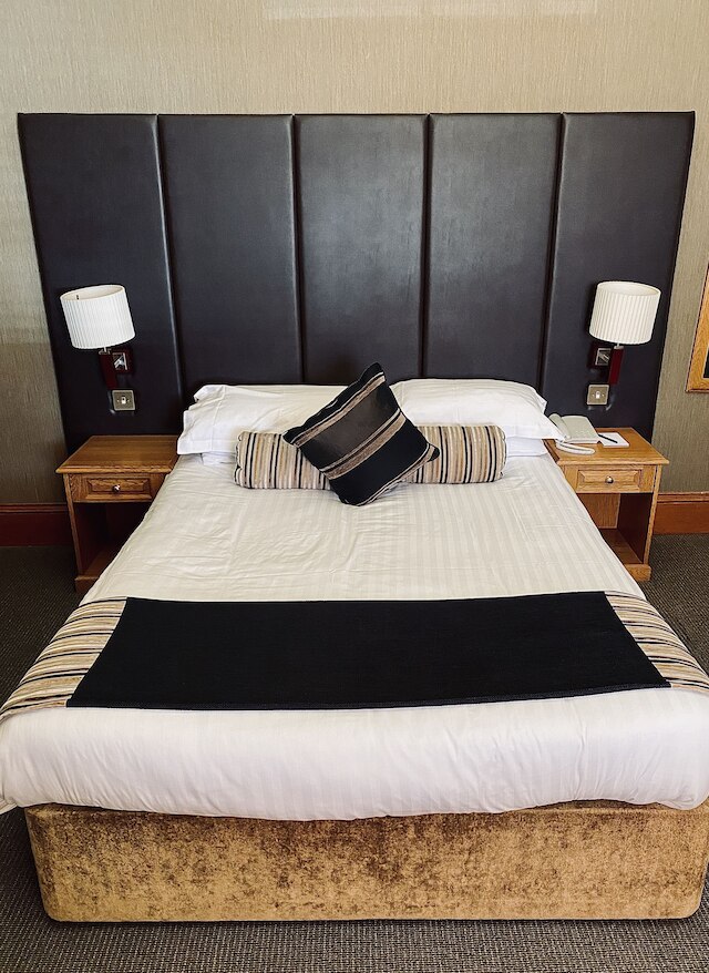 ザ ダッチ ミル ホテル