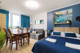 ロング ショート レント - ワルシャワ メトロ ステーション