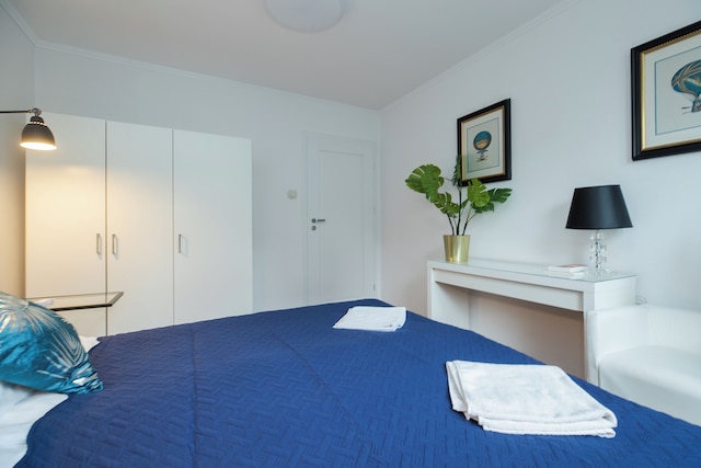 ロング ショート レント - ワルシャワ メトロ ステーション