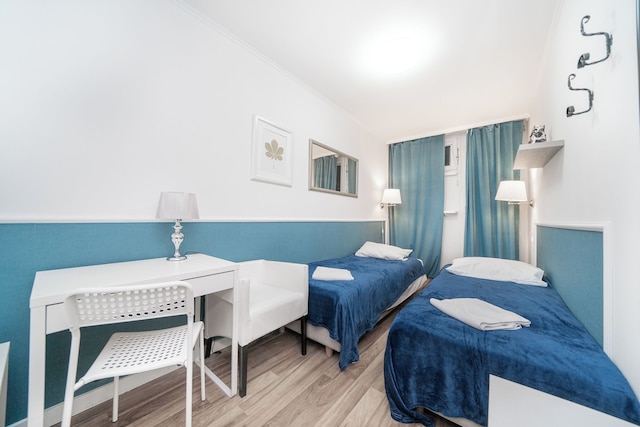 ロング ショート レント - ワルシャワ メトロ ステーション