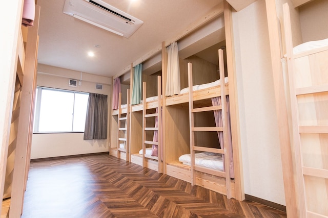 RED HELMET House&Sports Bar Hiroshima