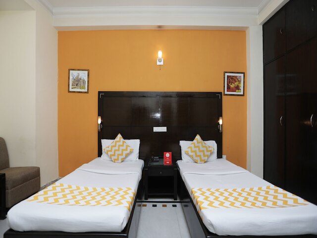 OYO 12075 ホテル レガリア リトリート