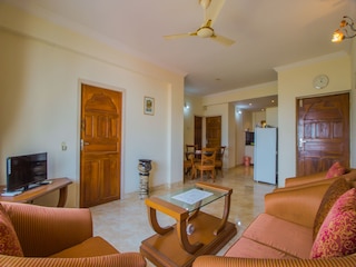 OYO 12867 ホーム ラグジュリアス 2BHK ニア エアポート