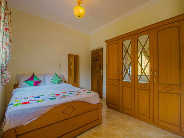 OYO 12867 ホーム ラグジュリアス 2BHK ニア エアポート