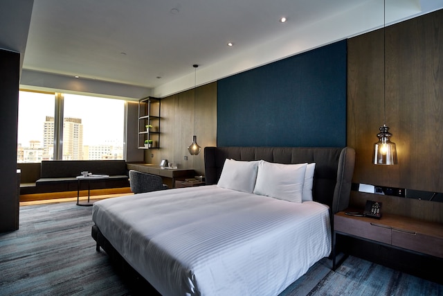 ハーバー 10 ホテル（立即预订 高雄钧怡大饭店）