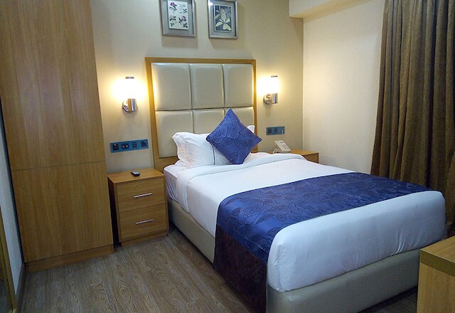 ザ デイズ ダッカ