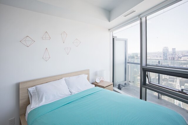 ベルベット ステイズ – ファイナンシャル ディストリクト