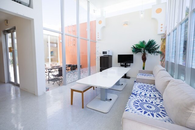 ニライ ビーチ ヴィラ