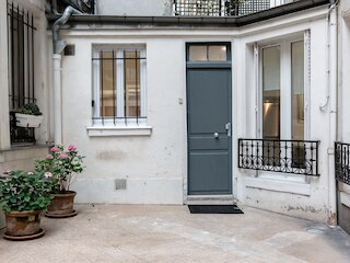 モンマルトル アパートメンツ - マティス