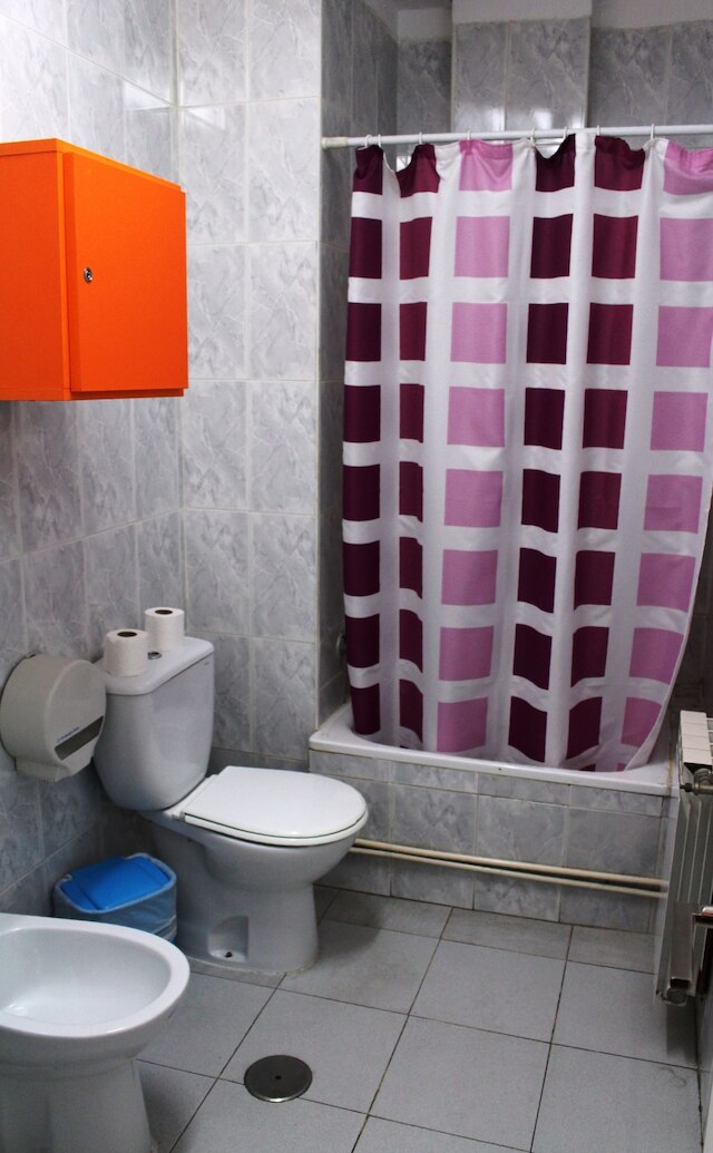 ホスタル アル アンダルス