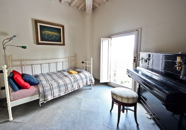 ペルゴラ イン パラッツォ レオパルディ