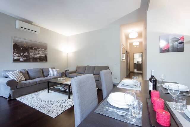 スタイリッシュ アングイッラーラ