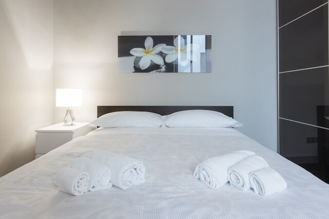 スタイリッシュ アングイッラーラ