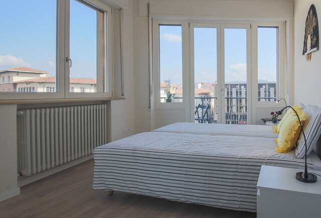 ウニタ バルコニー