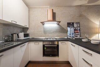 ヴィア デッレ オケ